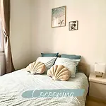 Appartement Avignon Intramuros Avec Jardin Et Barbecue